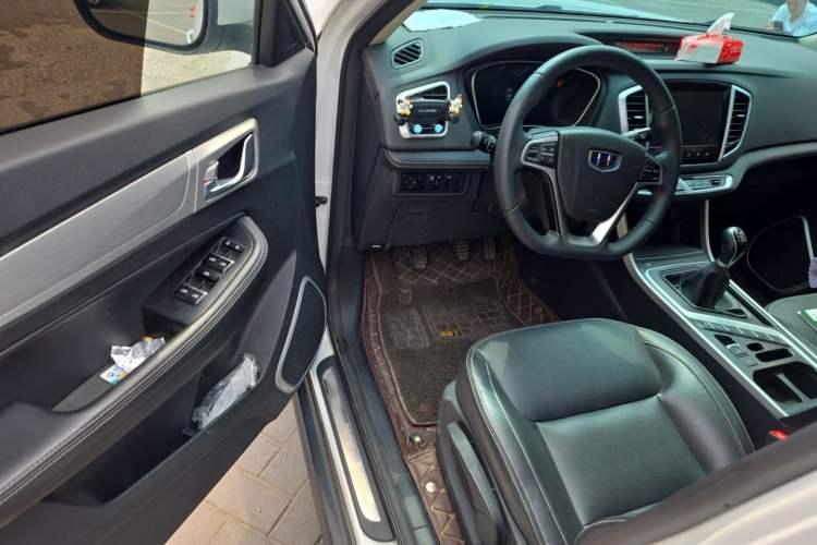 Used Geely Auto Vision X6 2018 1.8L Manual 4G Connect Luxury Edition Driver Seat