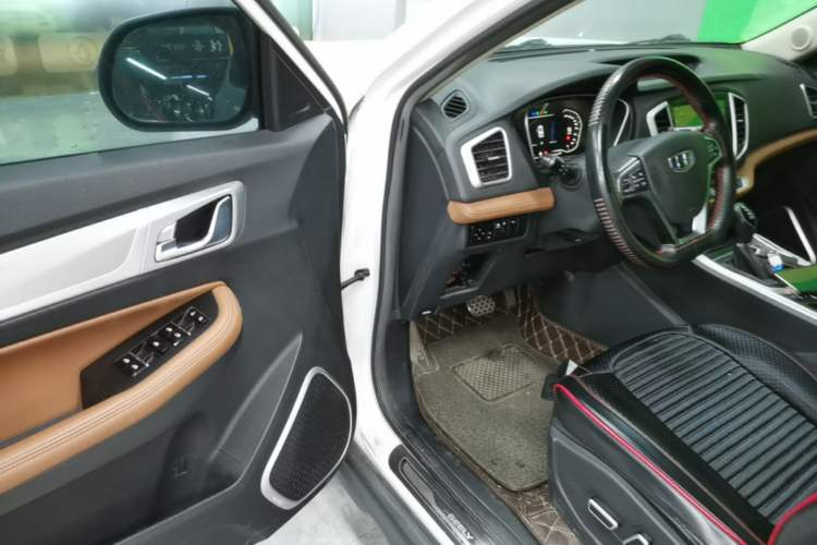 Used Geely Auto Vision X6 2018 1.4T CVT 4G Connected Flagship Edition Driver Seat