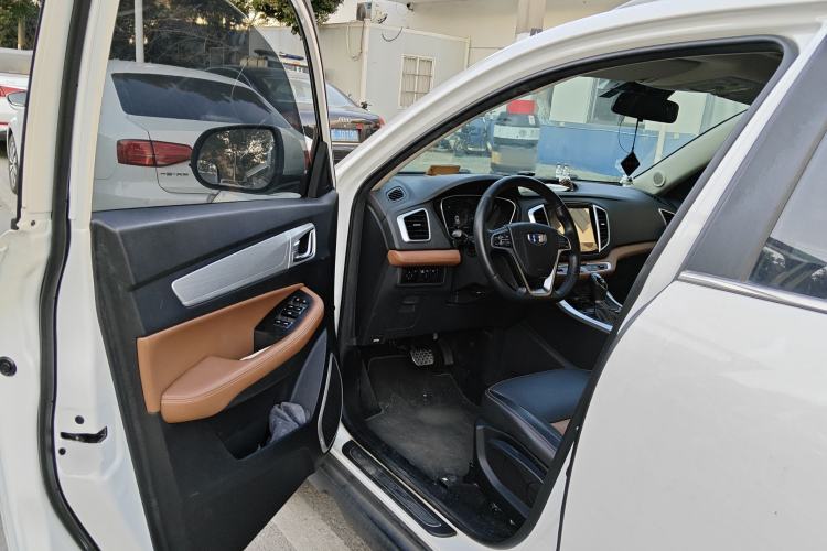 Used Geely Auto Vision X6 2018 1.4T CVT 4G Connected Luxury Version Driver Seat