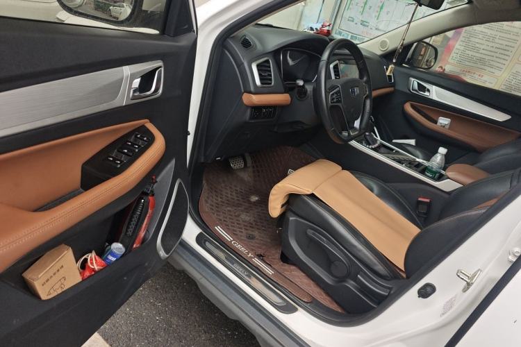 Used Geely Auto Vision X6 2018 1.4T CVT 4G Connected Luxury Version Driver Seat