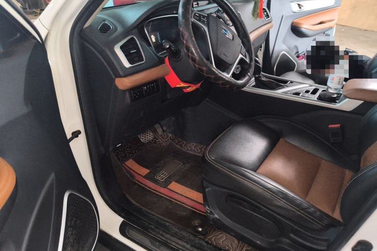 Used Geely Auto Vision X6 2018 1.4T CVT 4G Connected Luxury Version Driver Seat