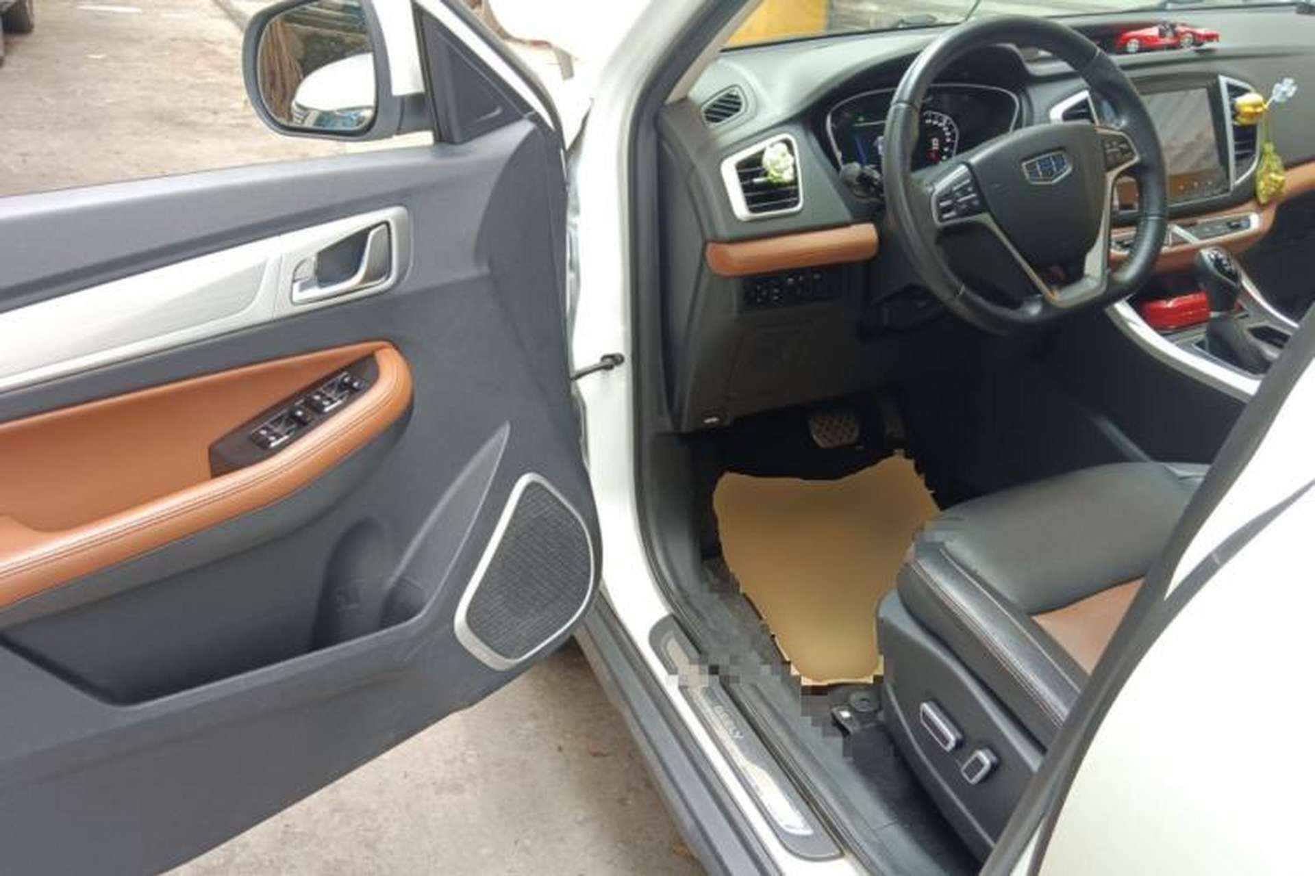 Used Geely Auto Vision X6 2018 1.4T CVT 4G Connected Flagship Edition Driver Seat