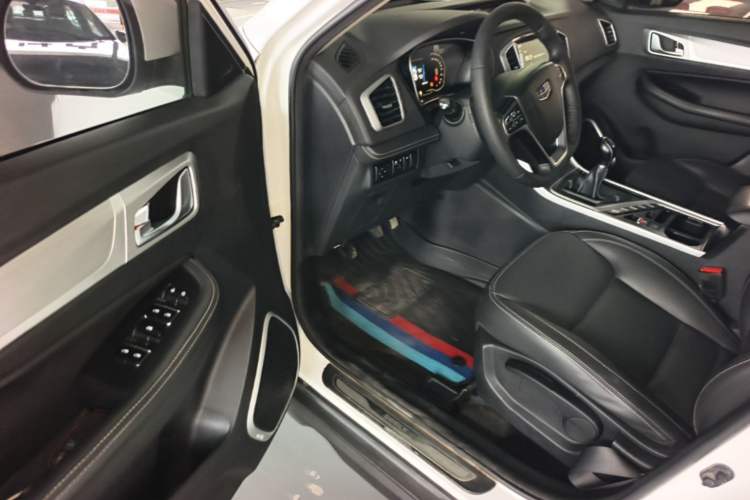 Used Geely Auto Vision X6 2018 1.8L Manual 4G Connect Luxury Edition Driver Seat