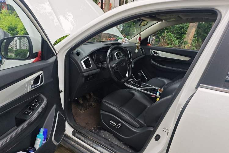 Used Geely Auto Vision X6 2018 1.8L Manual 4G Connect Luxury Edition Driver Seat