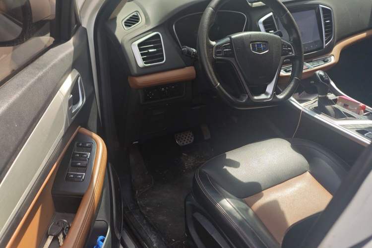 Used Geely Auto Vision X6 2018 1.4T CVT 4G Connected Luxury Version Driver Seat