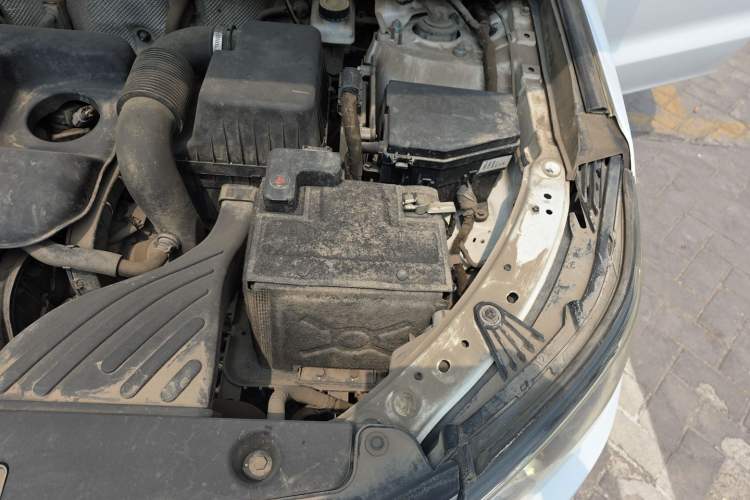 Used Geely Auto Vision X6 2018 1.8L Manual 4G Connect Luxury Edition Engine Bay Left