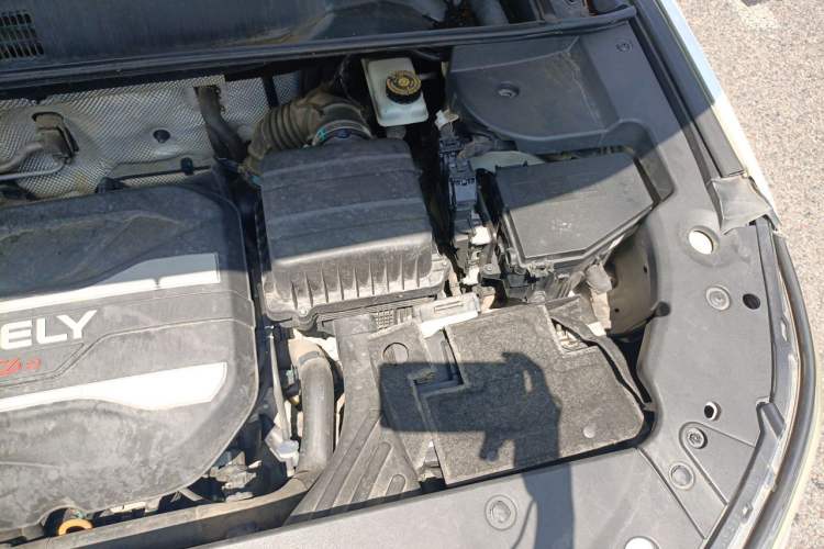 Used Geely Auto Vision X6 2018 1.4T CVT 4G Connected Flagship Edition Engine Bay Left