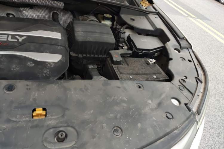 Used Geely Auto Vision X6 2018 1.4T CVT 4G Connected Flagship Edition Engine Bay Left