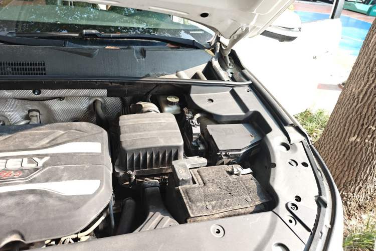 Used Geely Auto Vision X6 2018 1.4T CVT 4G Connected Flagship Edition Engine Bay Left
