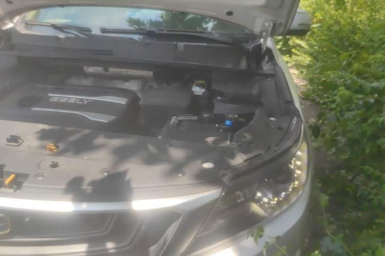 Used Geely Auto Vision X6 2018 1.4T CVT 4G Connected Flagship Edition Engine Bay Left