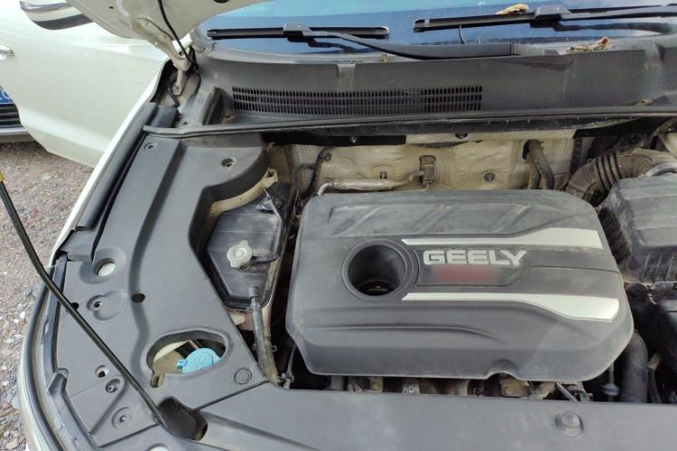 Used Geely Auto Vision X6 2018 1.4T CVT 4G Connected Luxury Version Engine Bay Right