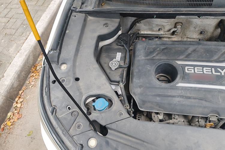 Used Geely Auto Vision X6 2018 1.4T CVT 4G Connected Flagship Edition Engine Bay Right