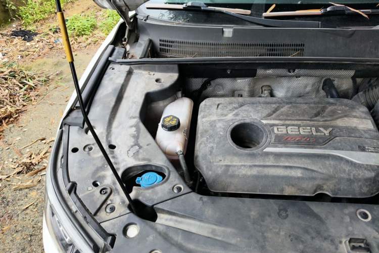 Used Geely Auto Vision X6 2018 1.4T CVT 4G Connected Luxury Version Engine Bay Right