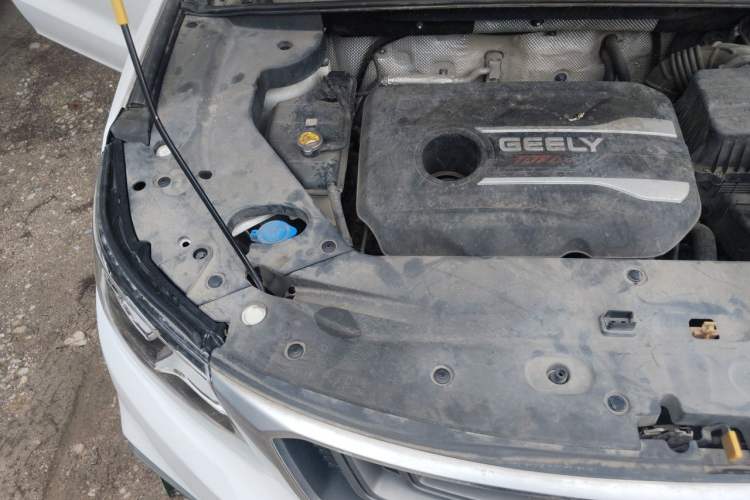 Used Geely Auto Vision X6 2018 1.4T CVT 4G Connected Luxury Version Engine Bay Right