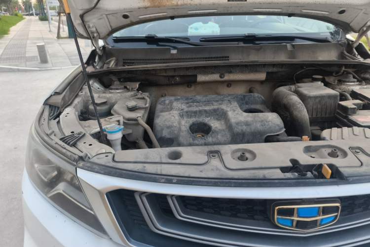 Used Geely Auto Vision X6 2018 1.8L Manual 4G Connect Luxury Edition Engine Bay Right