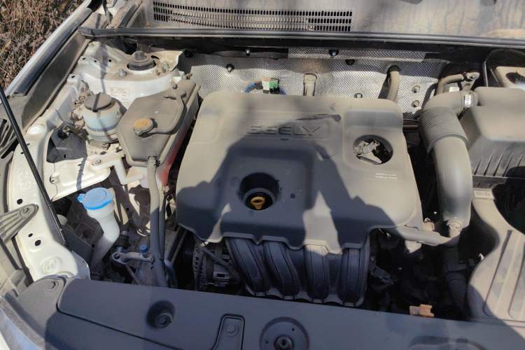 Used Geely Auto Vision X6 2018 1.8L Manual 4G Connect Luxury Edition Engine Bay Right