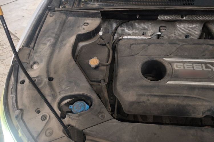 Used Geely Auto Vision X6 2018 1.4T CVT 4G Connected Luxury Version Engine Bay Right