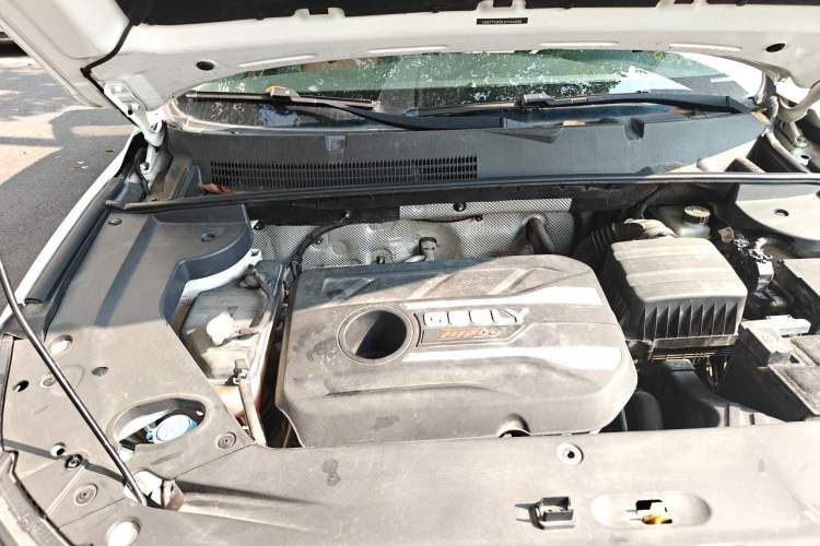 Used Geely Auto Vision X6 2018 1.4T CVT 4G Connected Flagship Edition Engine Bay Right