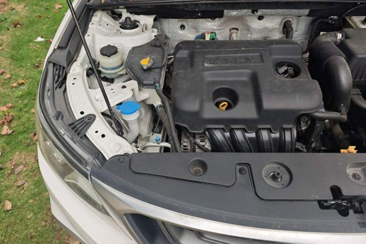 Used Geely Auto Vision X6 2018 1.8L Manual 4G Connect Luxury Edition Engine Bay Right