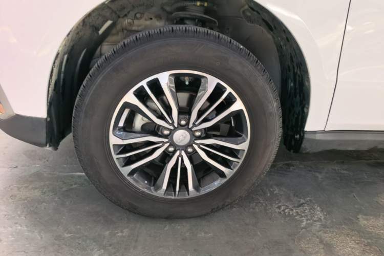 Used Geely Auto Vision X6 2018 1.8L Manual 4G Connect Luxury Edition Exterior 4