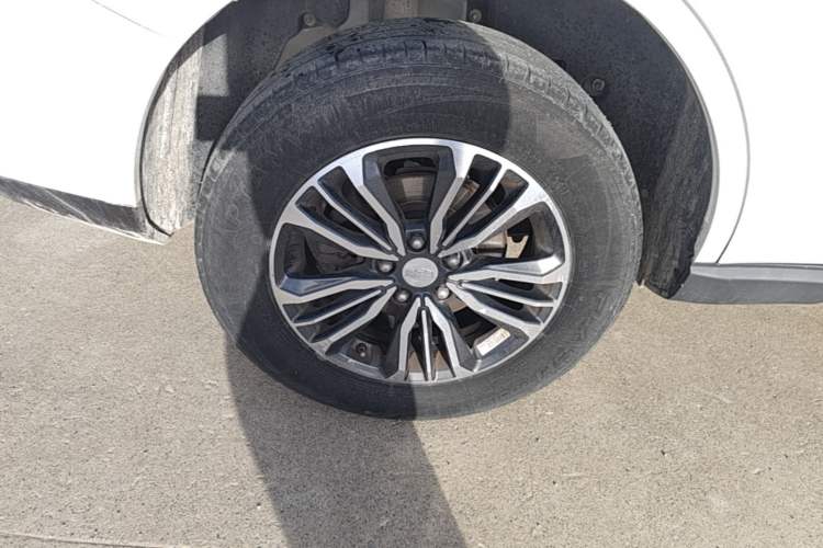 Used Geely Auto Vision X6 2018 1.8L Manual 4G Connect Luxury Edition Exterior 5