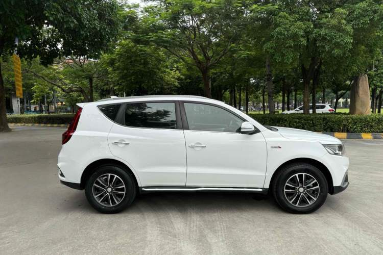 Used Geely Auto Vision X6 2018 1.4T CVT 4G Connected Flagship Edition Exterior 5