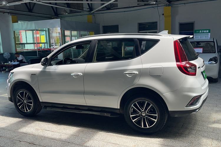 Used Geely Auto Vision X6 2018 1.4T CVT 4G Connected Luxury Version Exterior 5