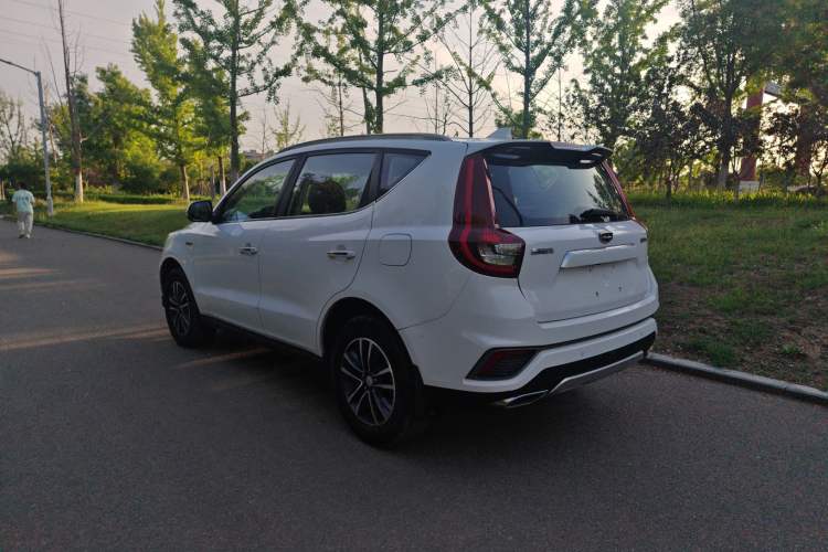 Used Geely Auto Vision X6 2018 1.4T CVT 4G Connected Luxury Version Exterior 6