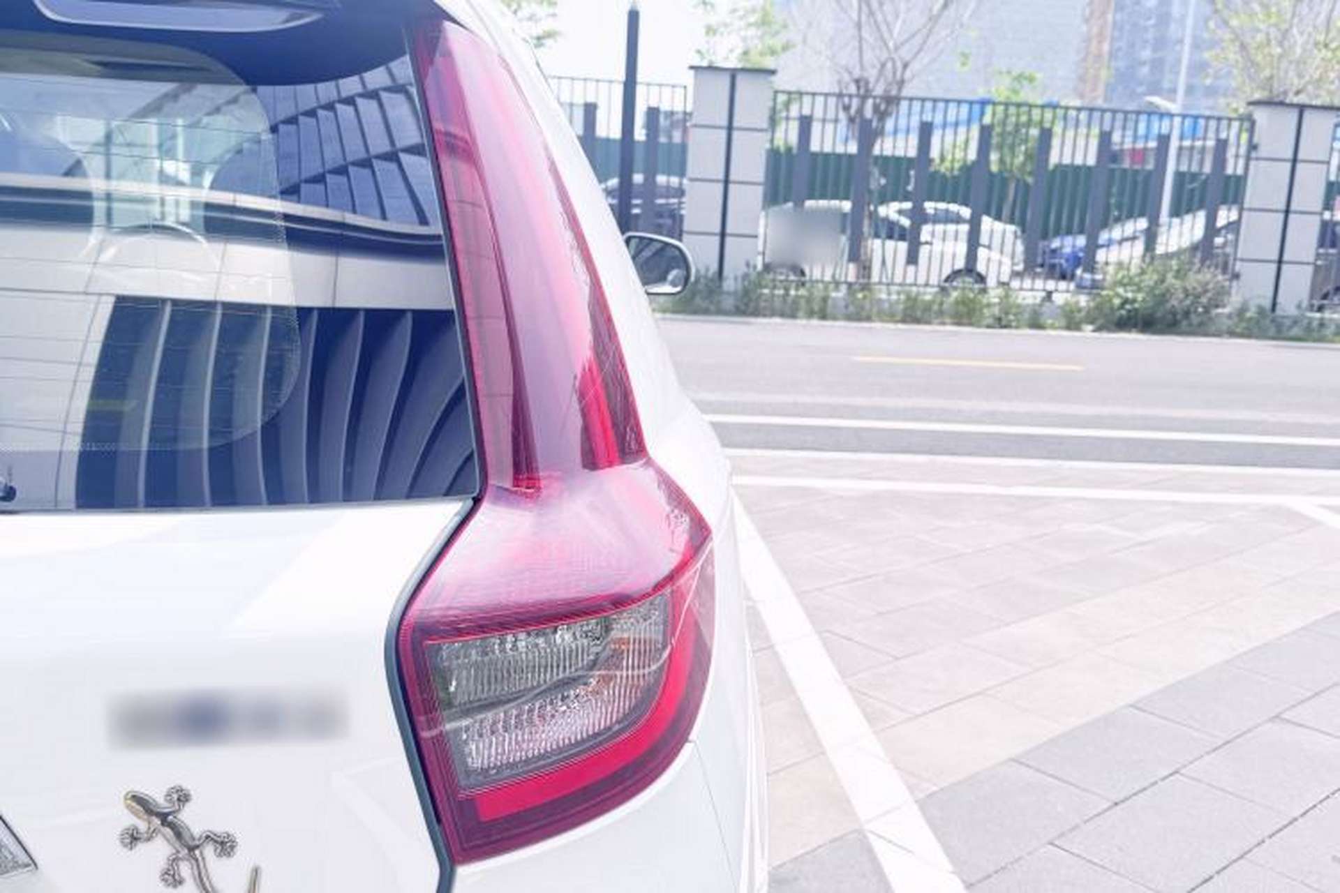 Used Geely Auto Vision X6 2018 1.4T CVT 4G Connected Luxury Version Exterior 7