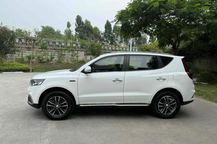 Used Geely Auto Vision X6 2018 1.4T CVT 4G Connected Flagship Edition Exterior 7