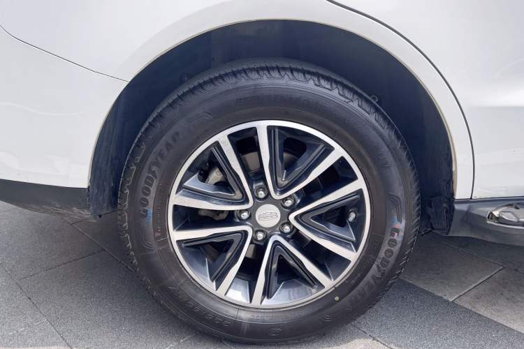 Used Geely Auto Vision X6 2018 1.4T CVT 4G Connected Luxury Version Exterior 9