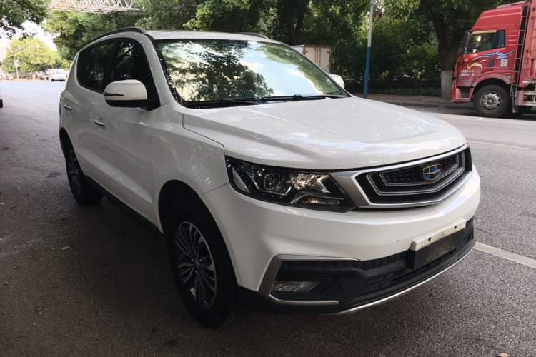 Used Geely Auto Vision X6 2018 1.8L Manual 4G Connect Luxury Edition Front Right 45 Deg