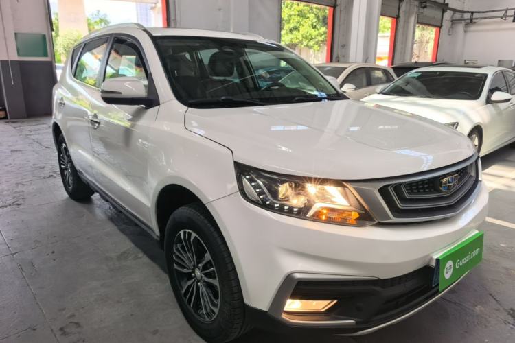 Used Geely Auto Vision X6 2018 1.8L Manual 4G Connect Luxury Edition Front Right 45 Deg