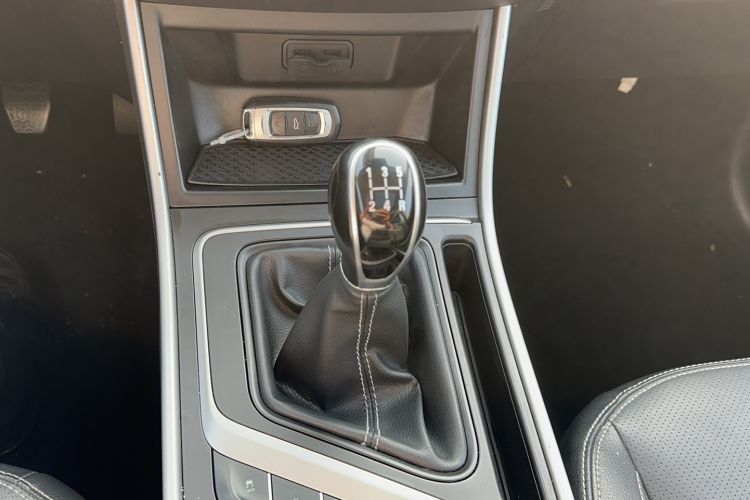 Used Geely Auto Vision X6 2018 1.8L Manual 4G Connect Luxury Edition Gear Lever