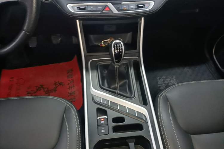 Used Geely Auto Vision X6 2018 1.8L Manual 4G Connect Luxury Edition Gear Lever