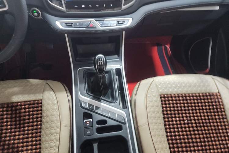 Used Geely Auto Vision X6 2018 1.8L Manual 4G Connect Luxury Edition Gear Lever