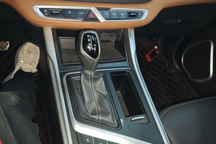 Used Geely Auto Vision X6 2018 1.4T CVT 4G Connected Luxury Version Gear Lever