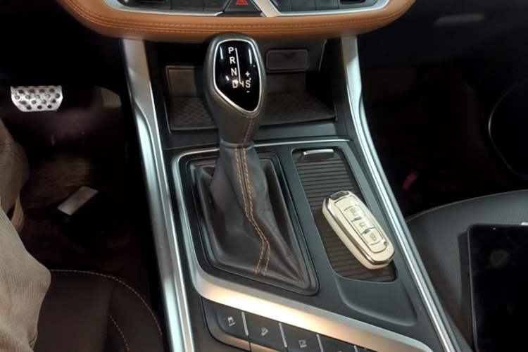 Used Geely Auto Vision X6 2018 1.4T CVT 4G Connected Flagship Edition Gear Lever