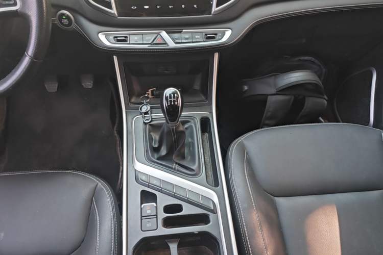 Used Geely Auto Vision X6 2018 1.8L Manual 4G Connect Luxury Edition Gear Lever