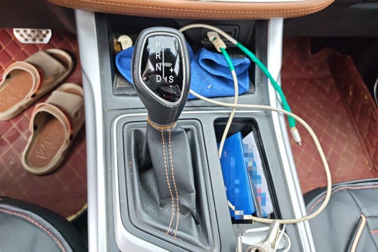 Used Geely Auto Vision X6 2018 1.4T CVT 4G Connected Luxury Version Gear Lever
