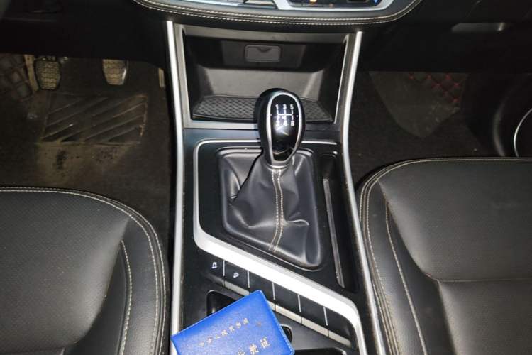Used Geely Auto Vision X6 2018 1.8L Manual 4G Connect Luxury Edition Gear Lever