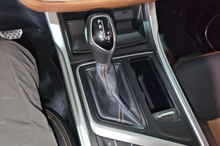 Used Geely Auto Vision X6 2018 1.4T CVT 4G Connected Luxury Version Gear Lever