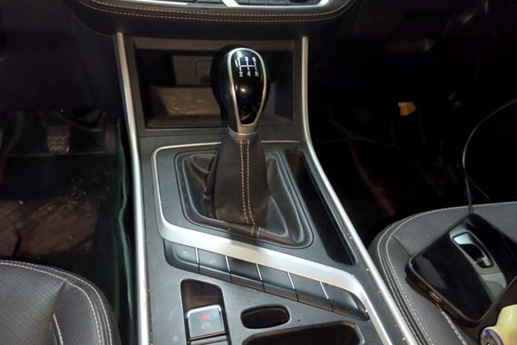 Used Geely Auto Vision X6 2018 1.8L Manual 4G Connect Luxury Edition Gear Lever