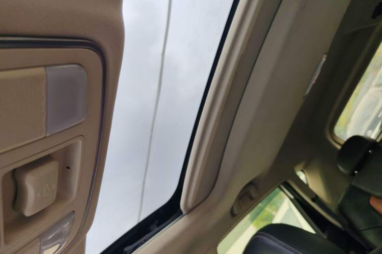 Used Geely Auto Vision X6 2018 1.4T CVT 4G Connected Luxury Version Headliner