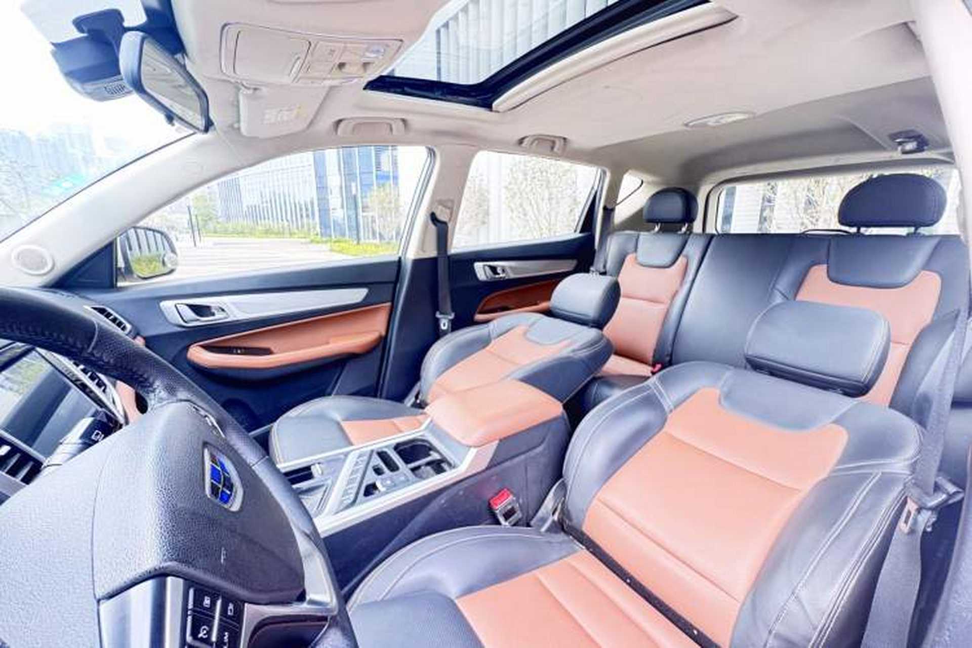 Used Geely Auto Vision X6 2018 1.4T CVT 4G Connected Luxury Version Headliner
