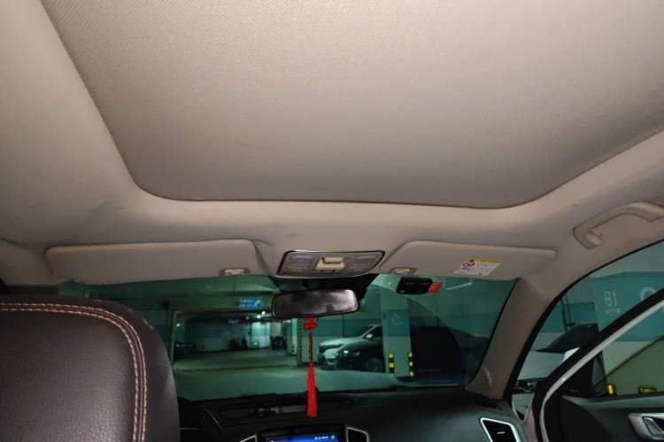 Used Geely Auto Vision X6 2018 1.4T CVT 4G Connected Flagship Edition Headliner
