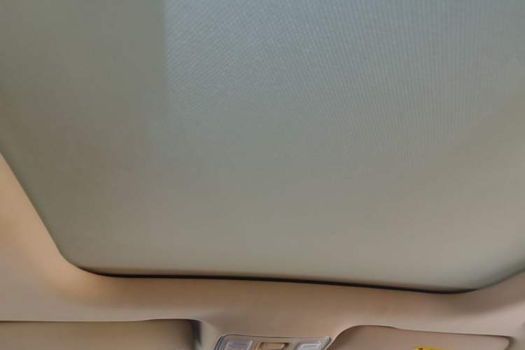 Used Geely Auto Vision X6 2018 1.4T CVT 4G Connected Flagship Edition Headliner