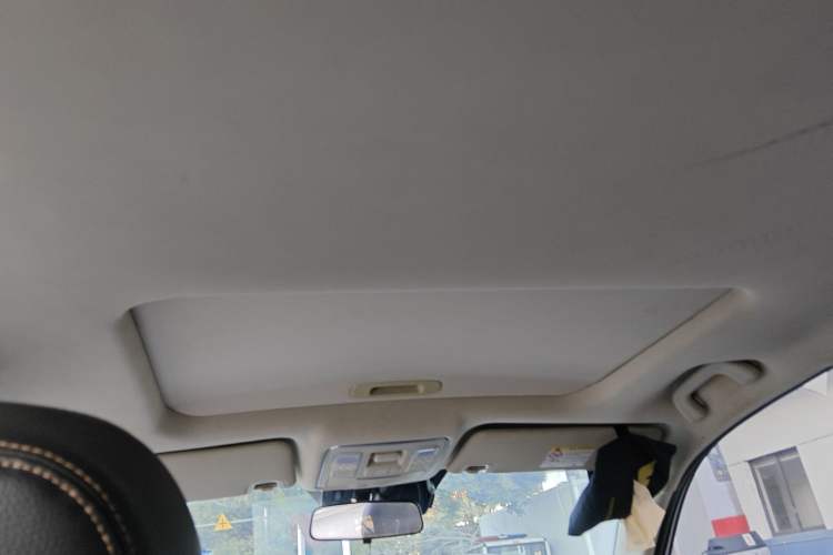 Used Geely Auto Vision X6 2018 1.4T CVT 4G Connected Luxury Version Headliner