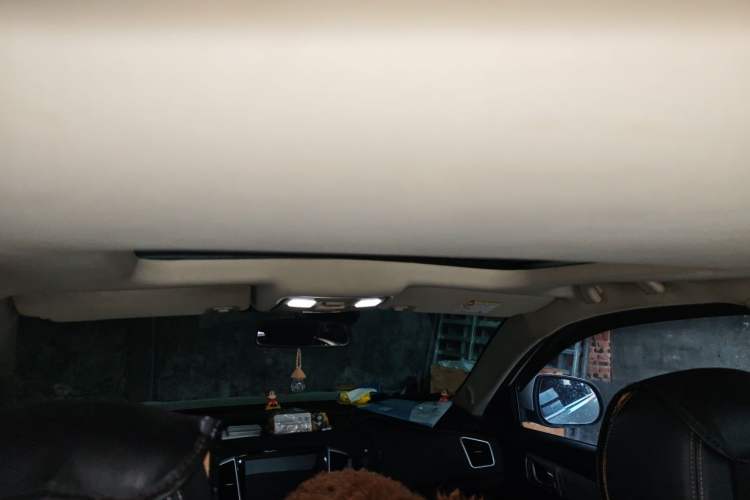 Used Geely Auto Vision X6 2018 1.8L Manual 4G Connect Luxury Edition Headliner