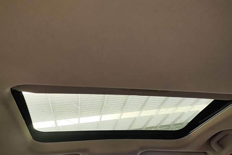 Used Geely Auto Vision X6 2018 1.8L Manual 4G Connect Luxury Edition Headliner